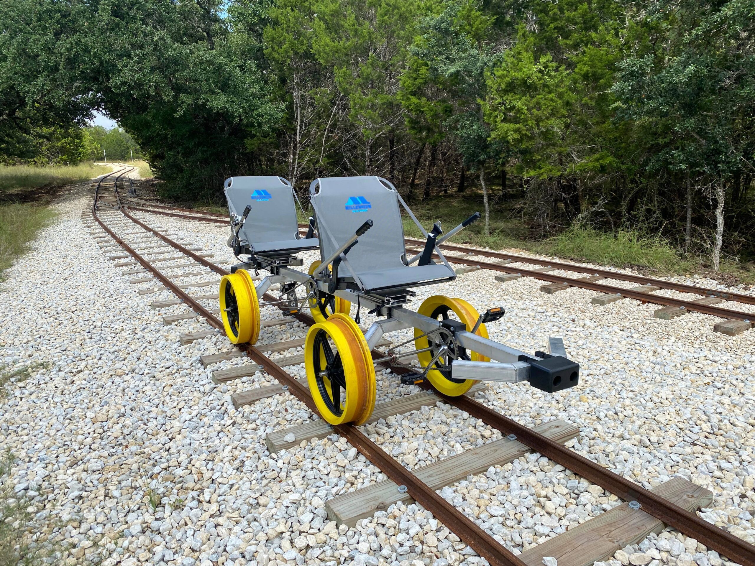 rail cart front